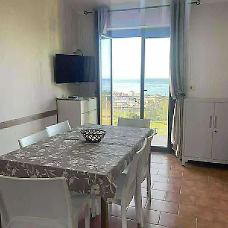 Falerna Sea View With Pool Appartement *